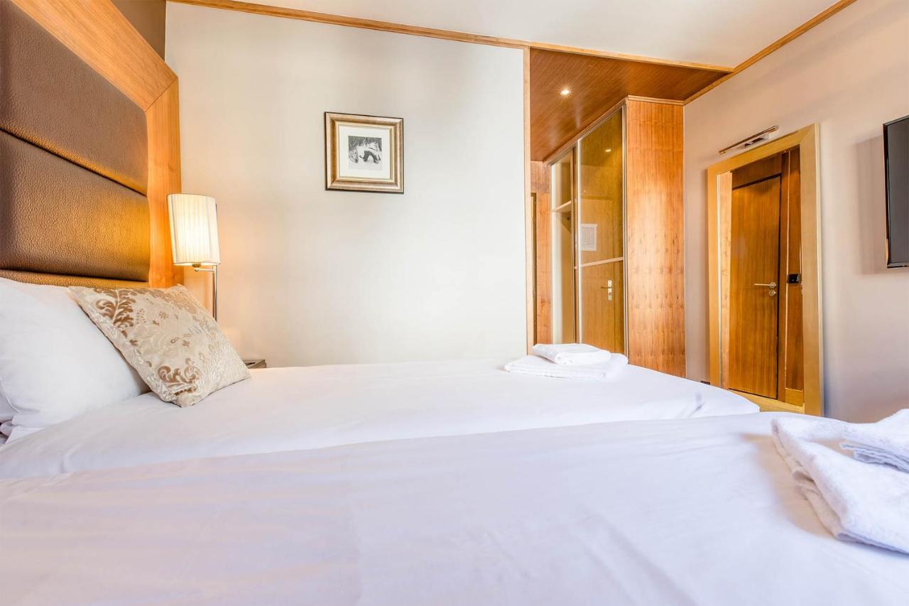 Madame Vacances Hotel Ibiza Les Deux Alpes Luaran gambar